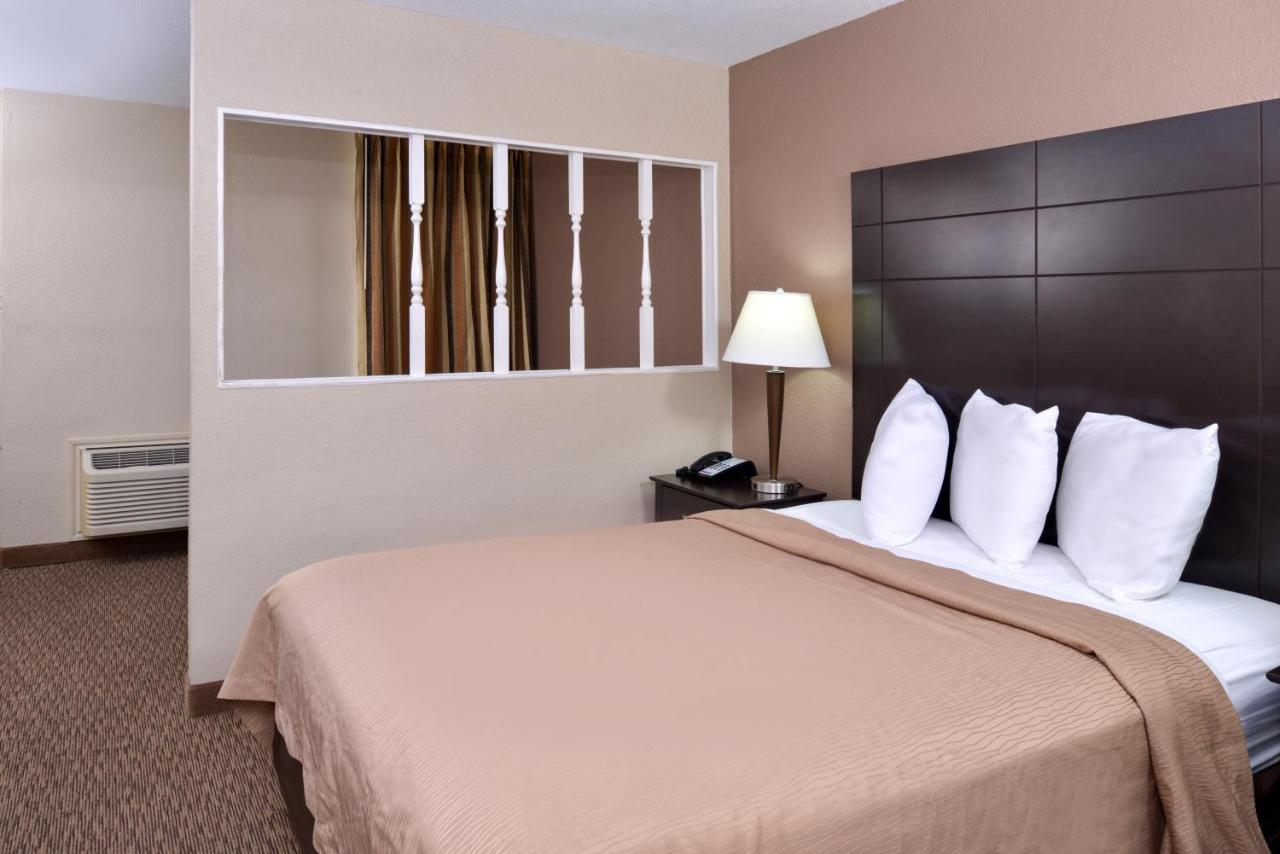 Airport Inn Nederland Extérieur photo